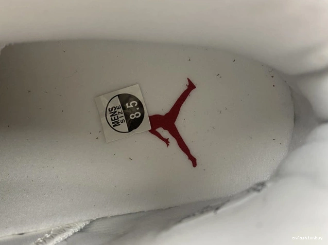 Retro Jordan Hare 6 CT8529-162 0725